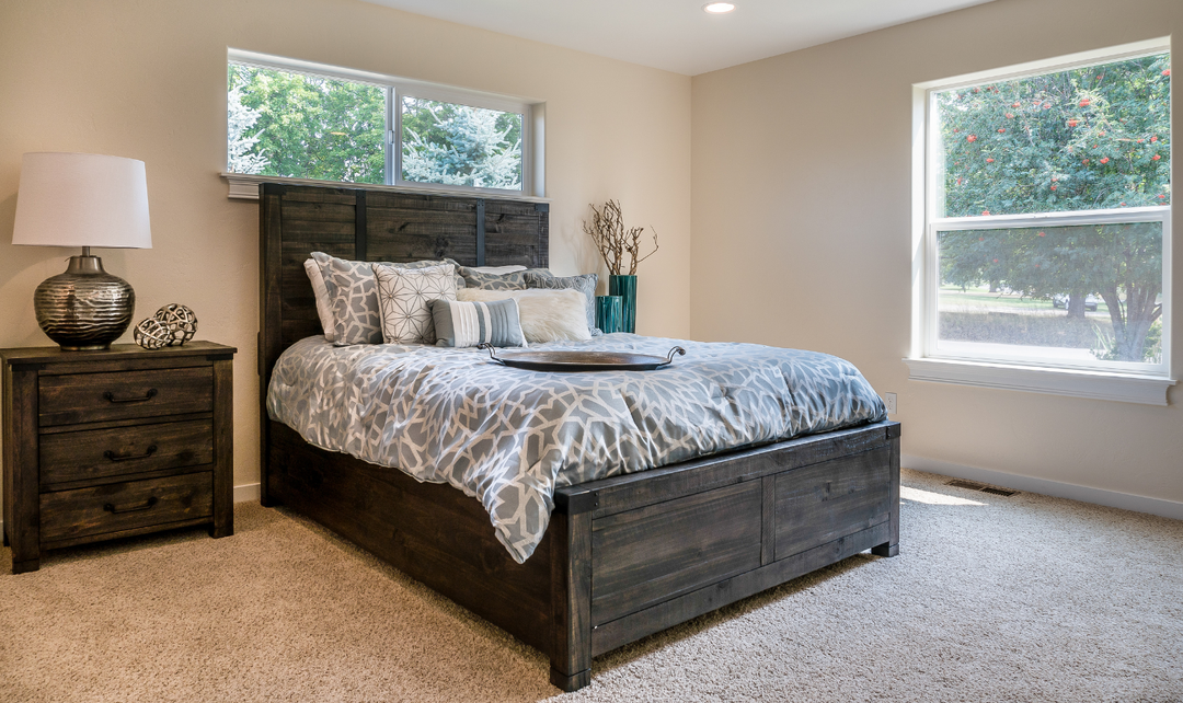 King Vs Queen Bed - Which is Right for You?