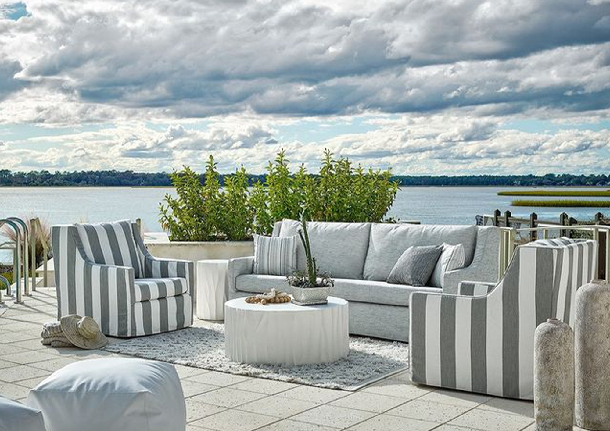 Outdoor Furniture – JenniHome