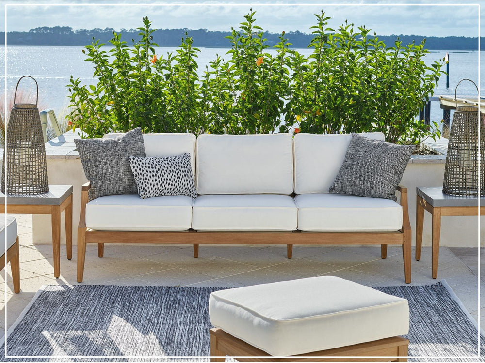 Universal Furniture Coastal Living Outdoor Chesapeake Sofa-Jennihome