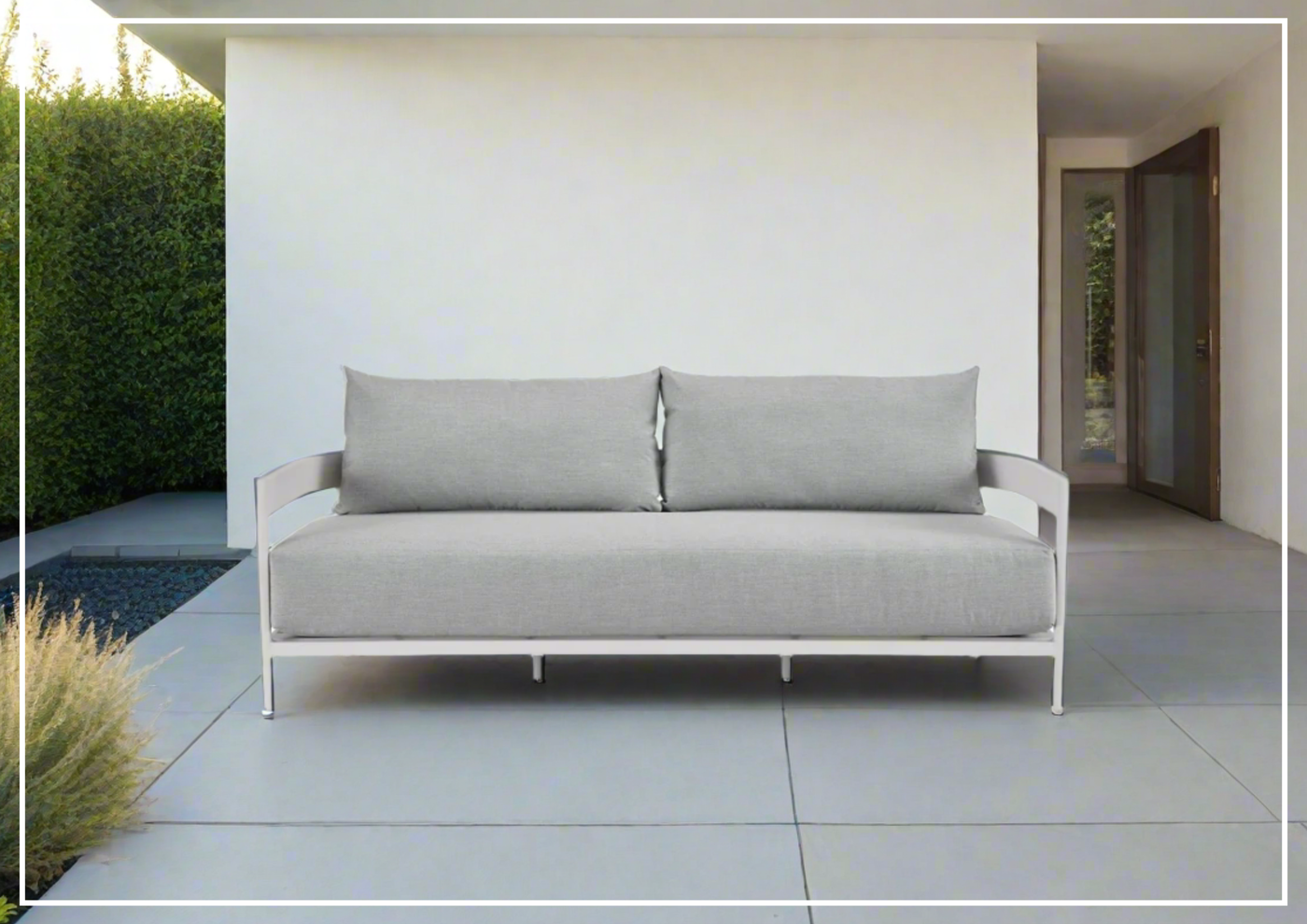 Universal Furniture Coastal Living Outdoor South Beach Sofa-Jennihome