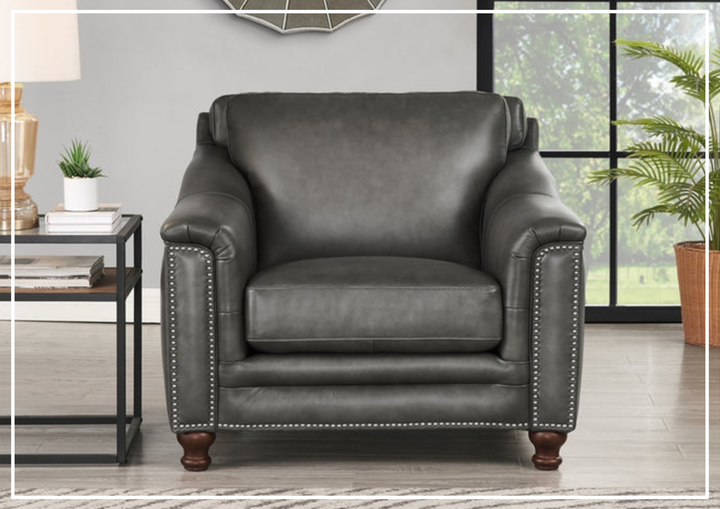 Hydeline Belfast Leather Chair With Nail-Head Finish