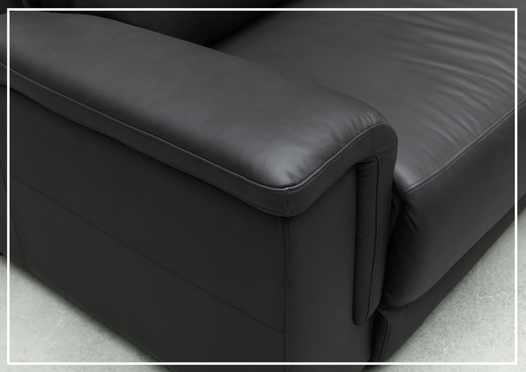 Delano Queen Sleeper Sofa | Leather | Padded Arms | Klaussner