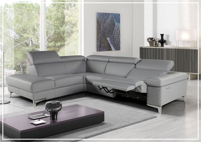 Nicoletti Megan Leather Sectional with Power Recliner