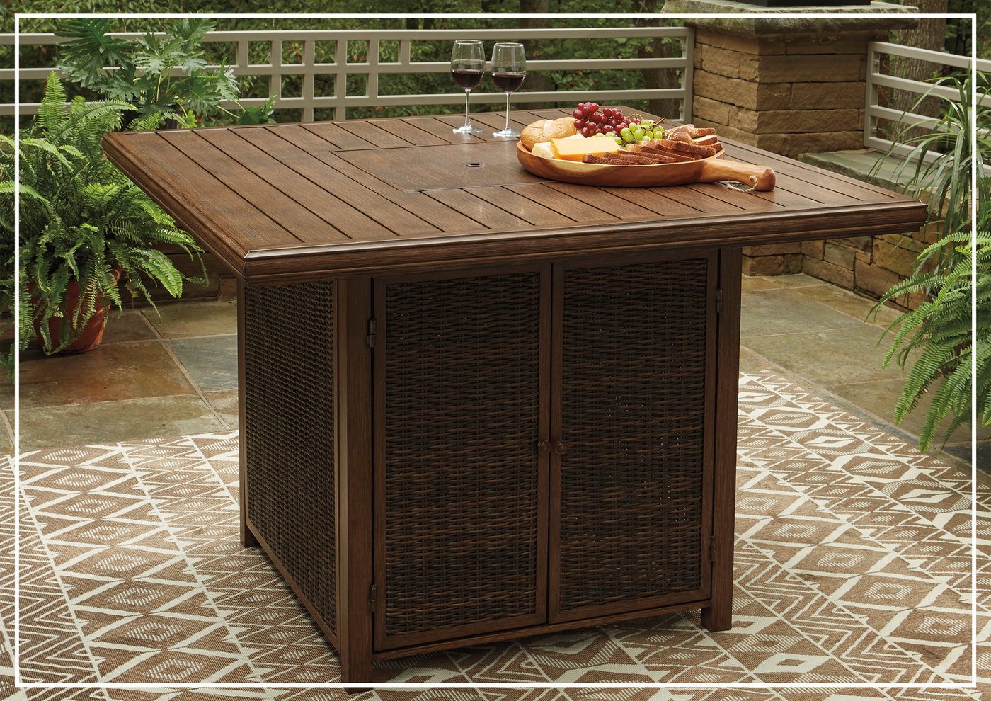 Gio Italia Parquessa Outdoor Fire Pit Bar Table